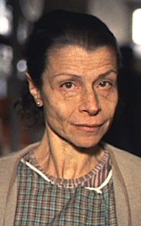 Lola Gaos